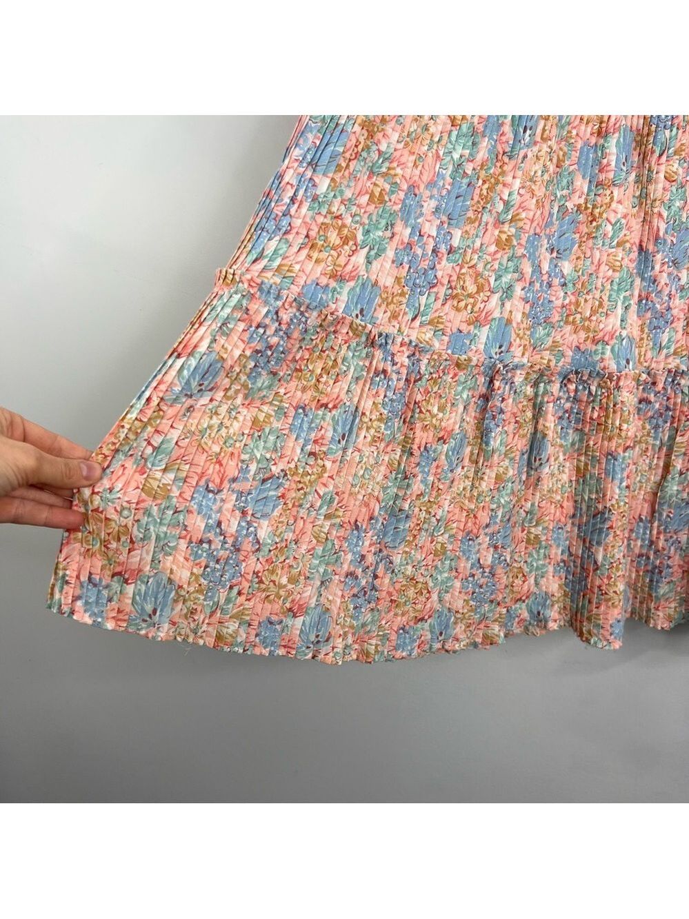 Vintage 70s boho cottagecore coral pink blue floral plisse tiered midi skirt - Picture 9 of 15